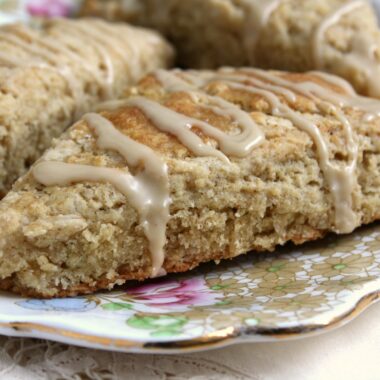maple syrup oatmeal scones