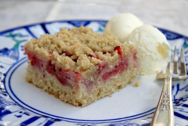 Baked strawberry shortcake with crumb topping is easy, delicious, and can be made with any kind of berry or summer fruit. 