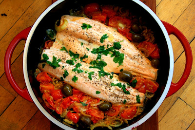 Mediterranean trout with tomatoes and olives, a tasty meal in under 30 minutes