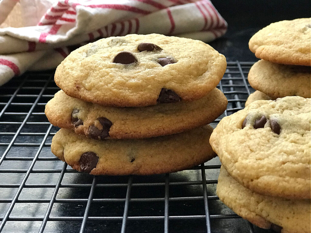 gluten free chickpea chocolate chip cookies