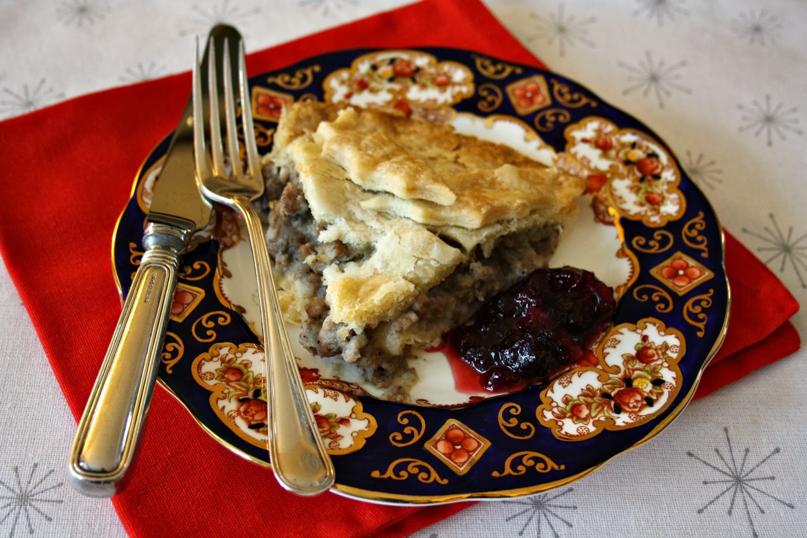 Traditional tourtiere recipe - a lightly seasoned meat pie