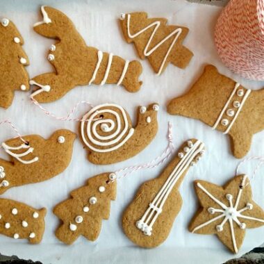 whole wheat gingerbread cookies