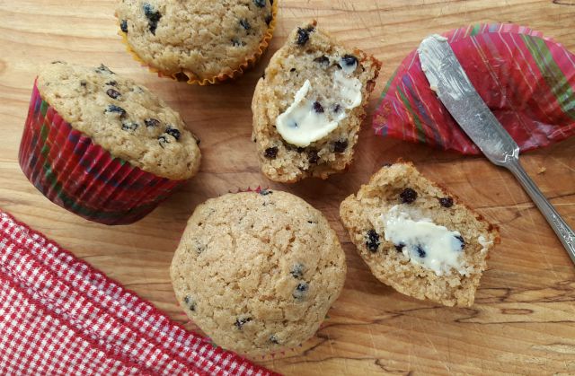 Wheat Germ Muffins with Currants